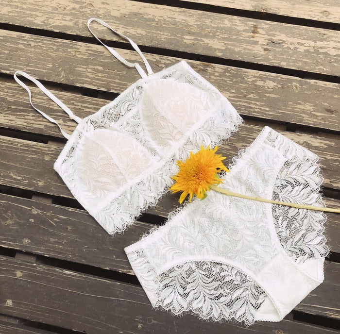 Bandeau Leaf Set Bikini | White