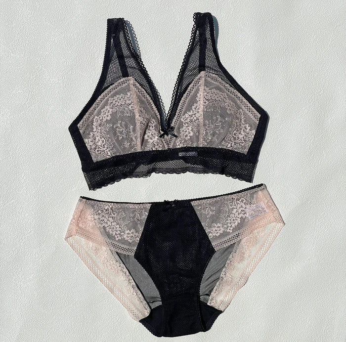 Floral Bralette | Black