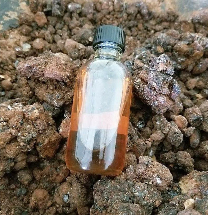 I'm possible Oud oil - The Perfumist - theperfumist - the house of the perfumist - royal attar