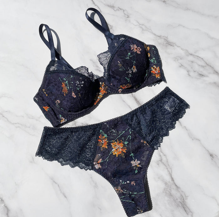 Night Garden Thong | Navy