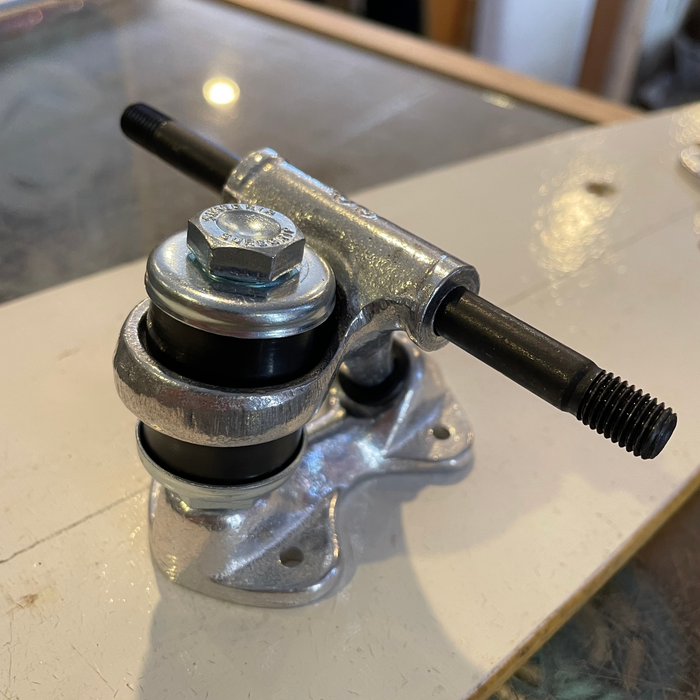 Sure-Grip Old School Skateboard Trucks