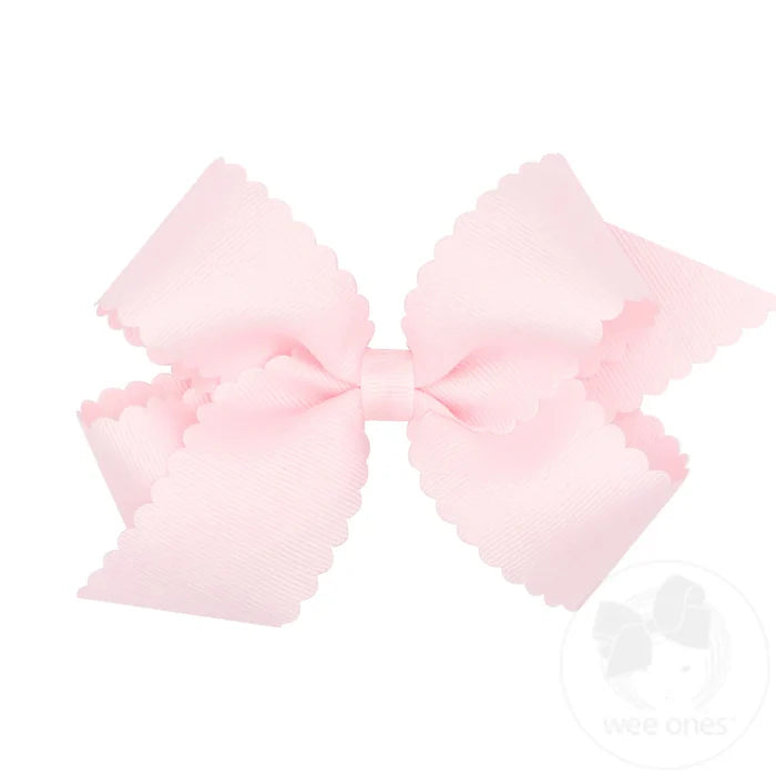 Wee Ones Bows - Medium - Scalloped Light Pink