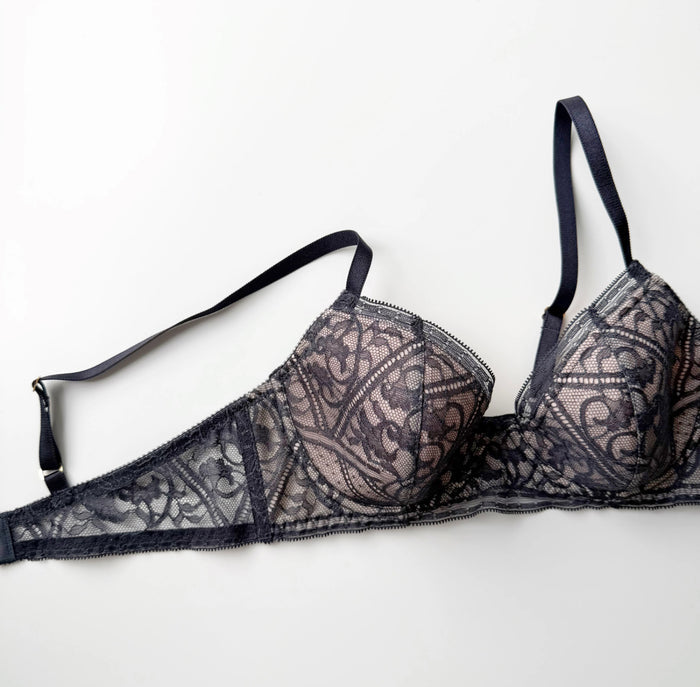 Amary 3/4 Cup Underwire Bra | Charcoal (Pink lining)