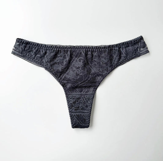 Amary Thong | Charcoal