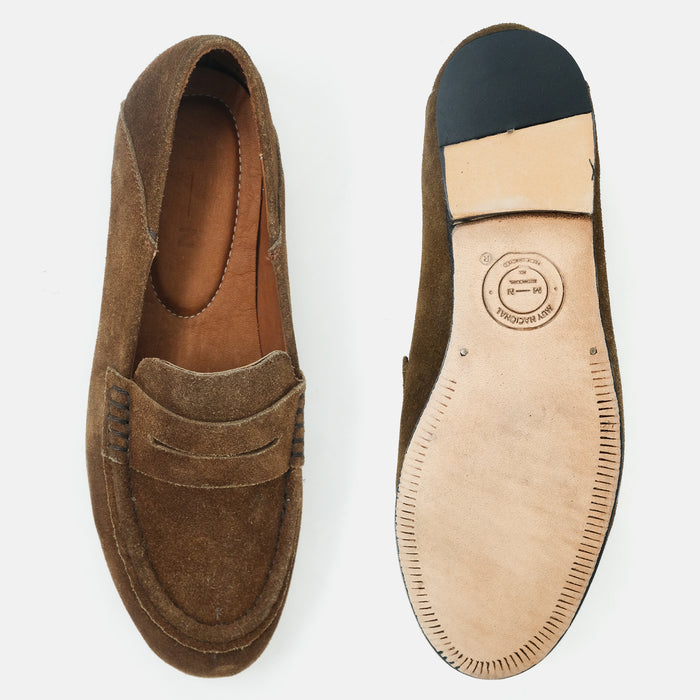 AURA zapato loafer mujer canela vista superior brillo sutil elegante