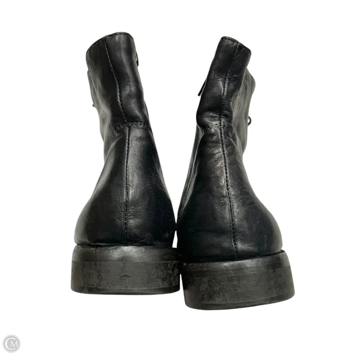 Boots Ankle Flats By Gidigio In Black, Size: 7.5