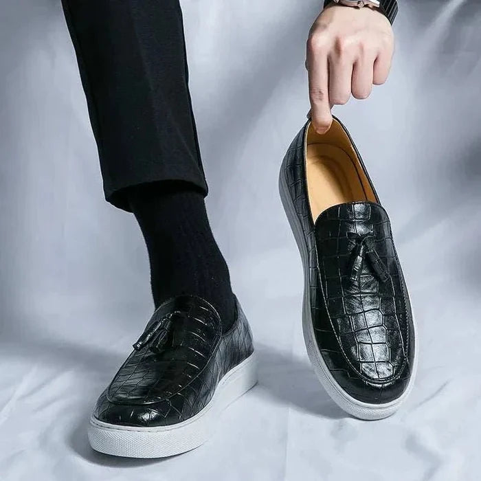 Casual slip-on loafers - AntoniosClothing - Black