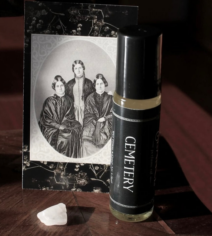 Cemetery (dragon’s blood incense, earth)