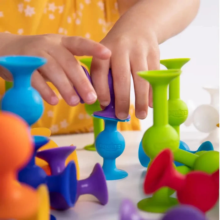 Fat Brain Toy - Squigz Starter Set