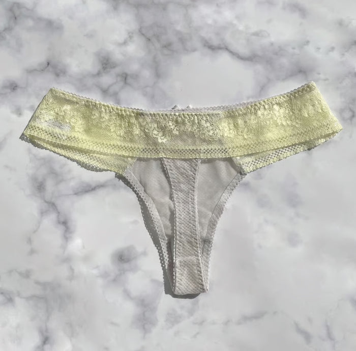 Floral Thong | Gray