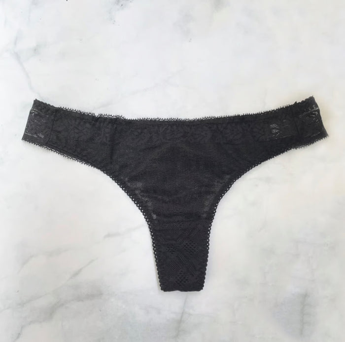 Freesia Thong | Black