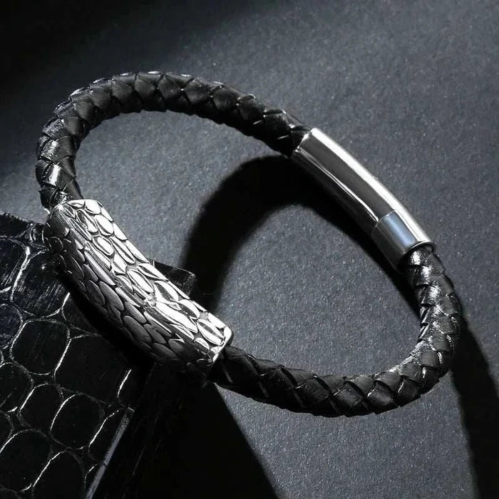 Genuine leather braided bracelet - AntoniosClothing - Green