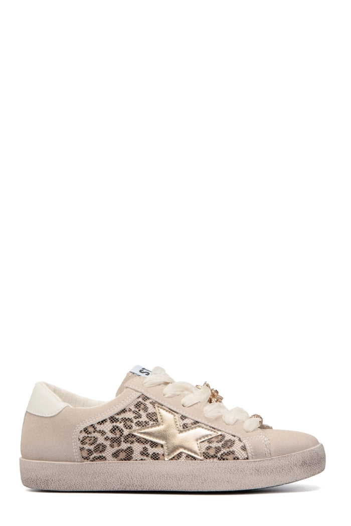 "Leopard" star sneakers