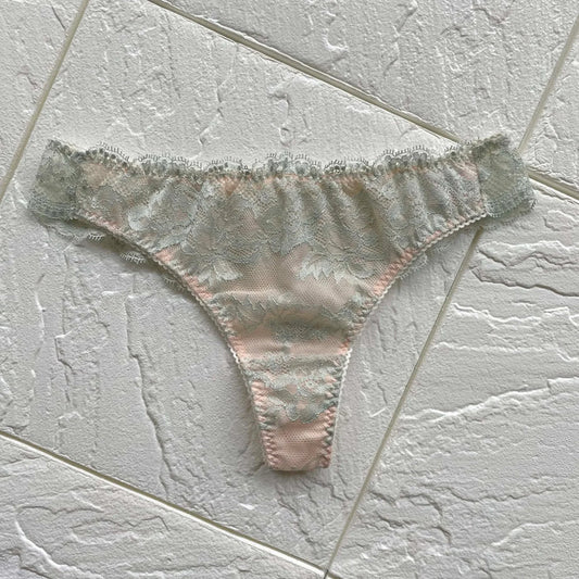 Lilac Thong | Mint Blue