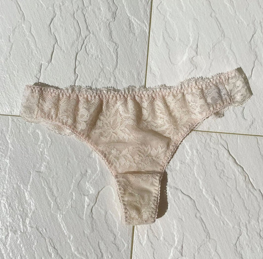 Lilac Thong | Vanilla