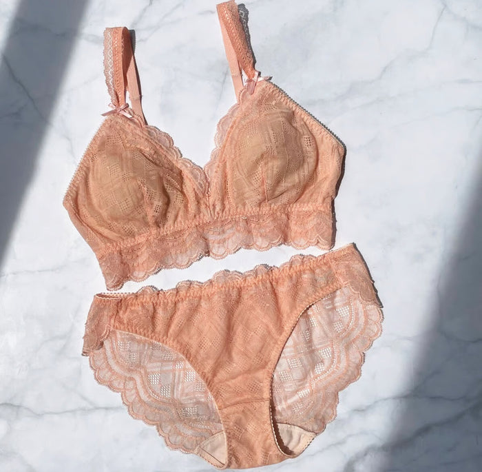 Love Triangle Bralette | Coral Pink