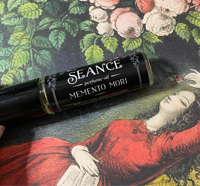 Memento Mori (incense & rose)