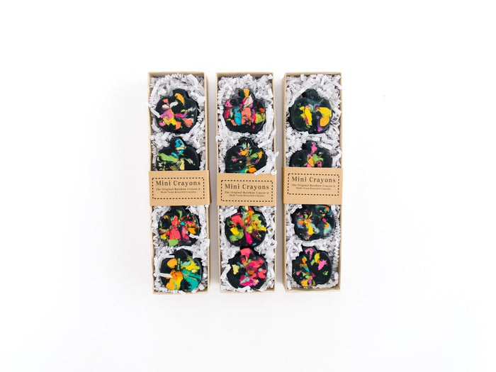 Halloween crayon gifts from crayon shop Art 2 the Extreme, home of the Original Rainbow Crayon, boxed pumpkin crayon set