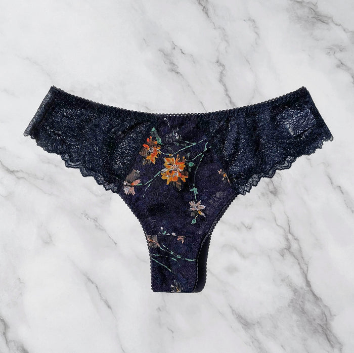 Night Garden Thong | Navy