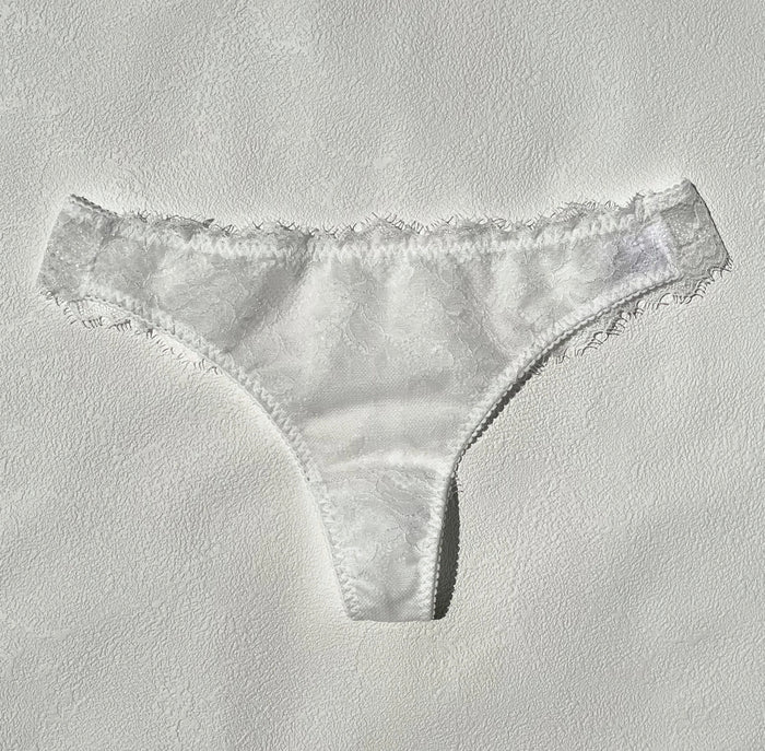 Passion Thong | White
