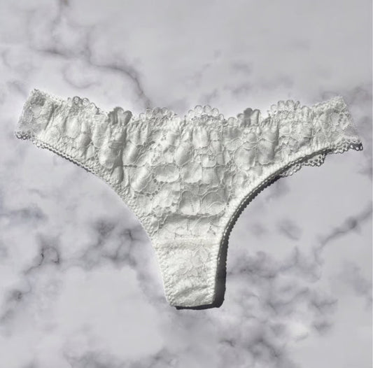 Peony Thong | White