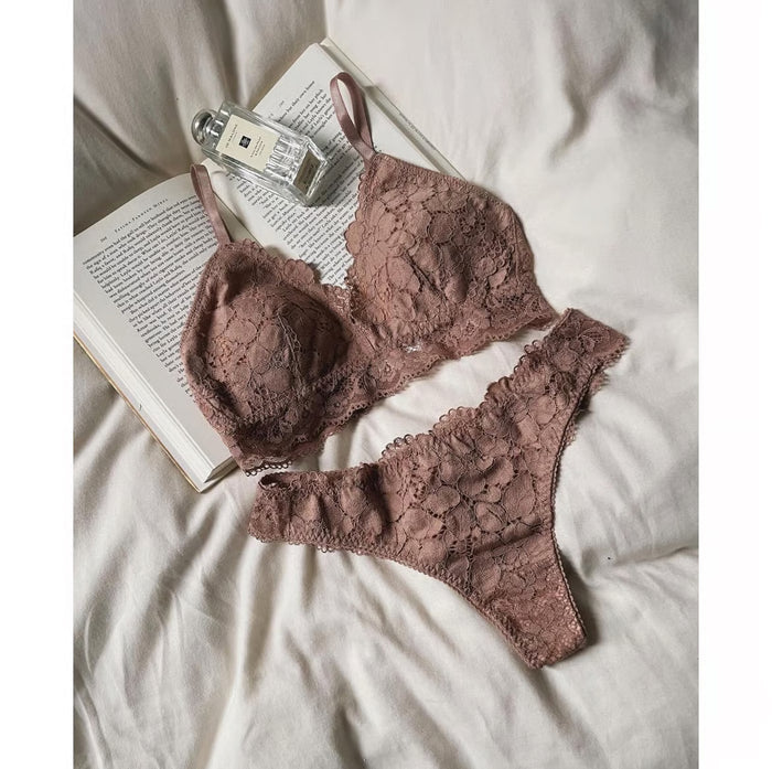 Peony Triangle Bralette | Moca