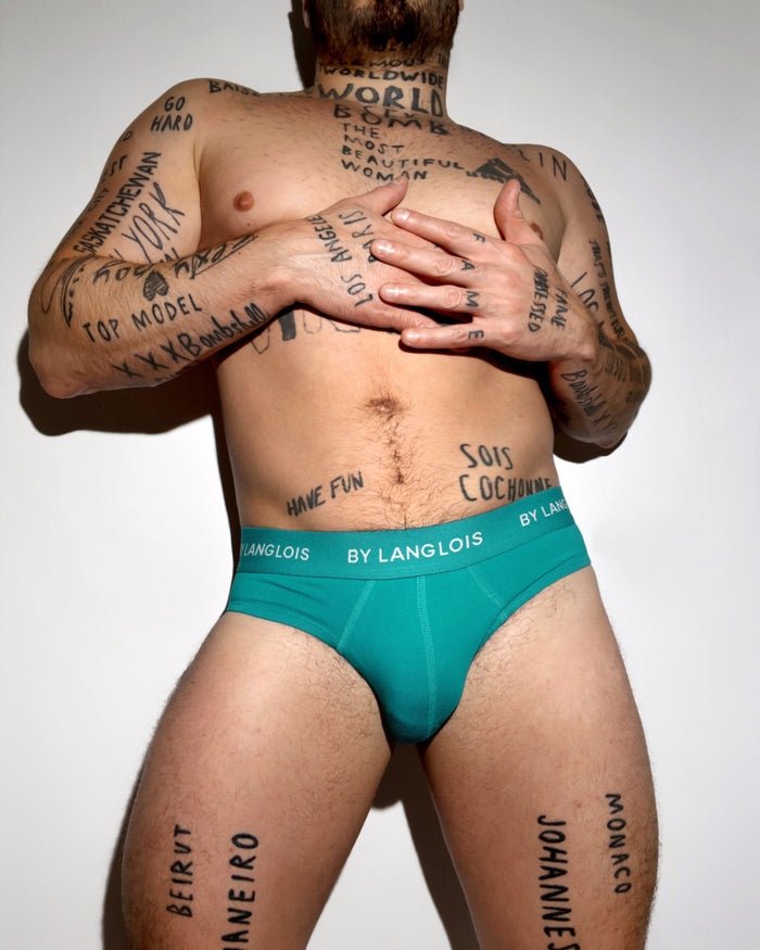 PERFECT FIT BRIEF IN DEEP SEA