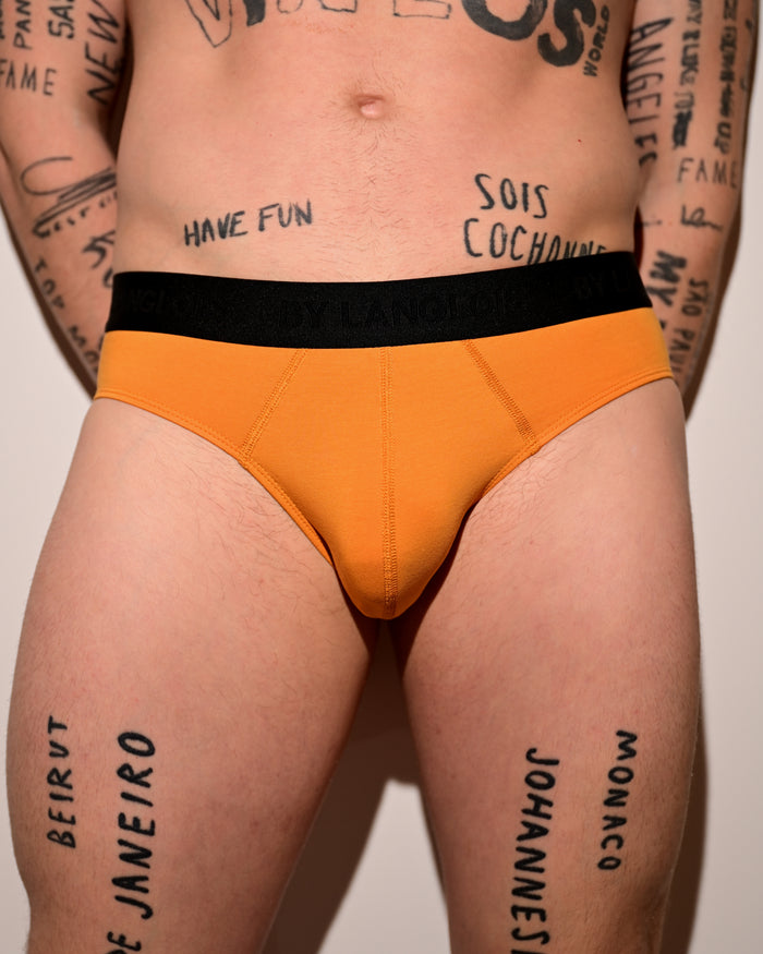 PERFECT FIT BRIEF IN TANGERINE