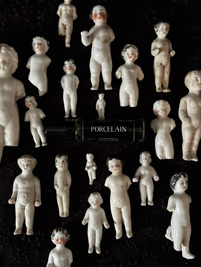 Porcelain (vanilla & walnut )