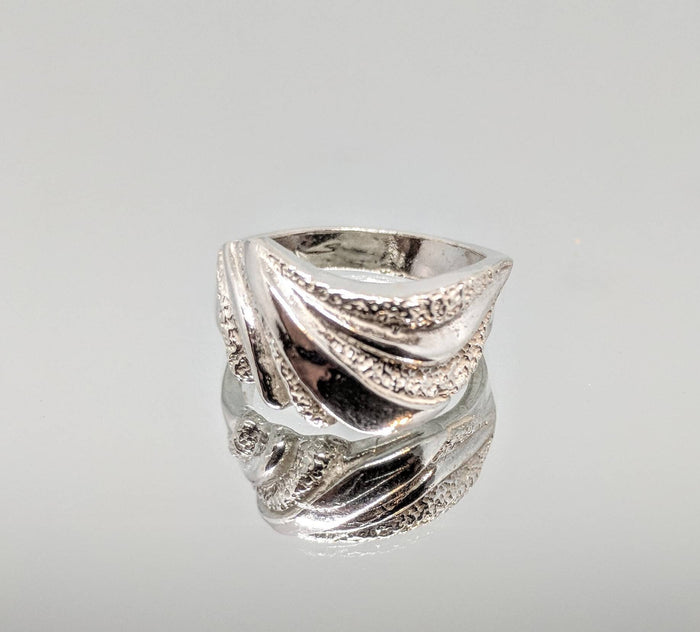 Sterling Silver or 14kt Gold Freeform Textured Ring Shank Size 7 setting DYI Jewelry,  Fashion Ring 168-096/148-096