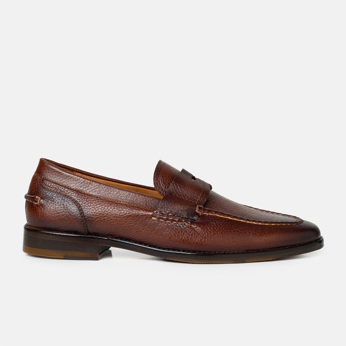 TENANGO penny loafer marrón bordado artesanal vista frontal hecho México