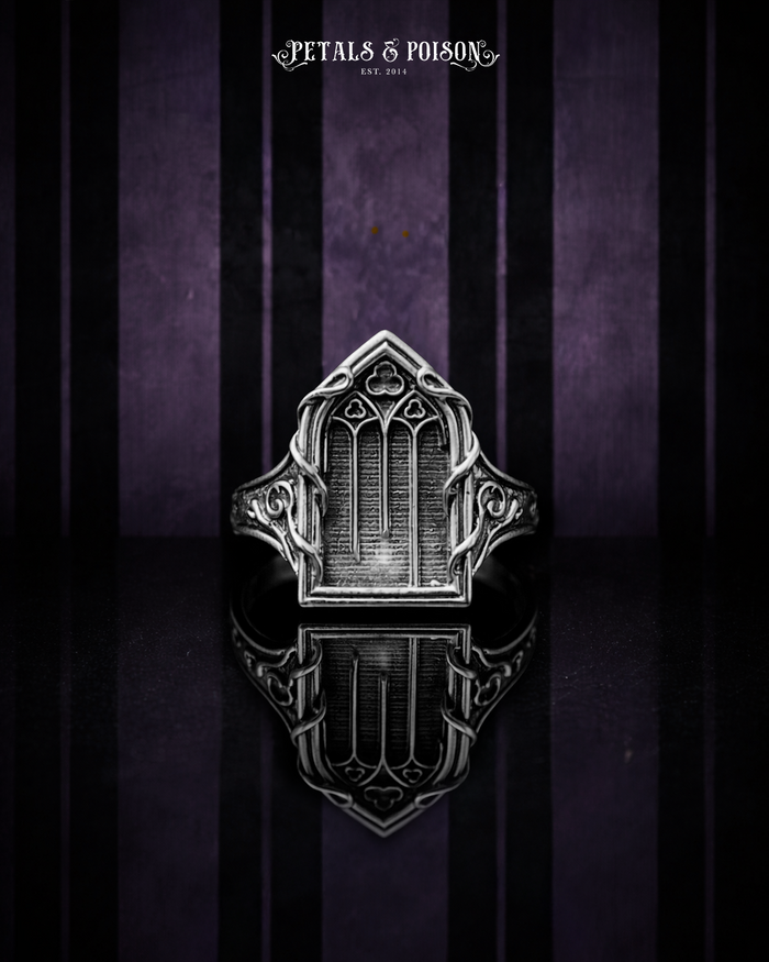 The "Gloomy Garden" Ring