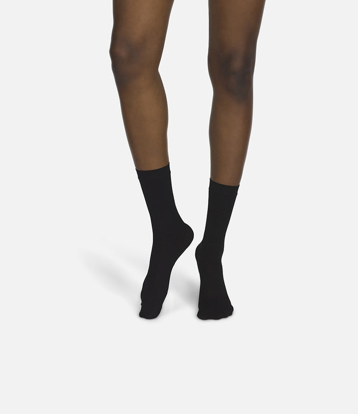 The Rib | Black Socks