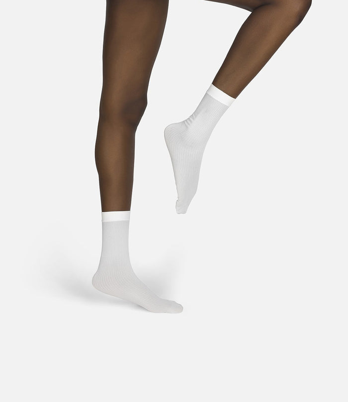 The Rib | Coconut Socks