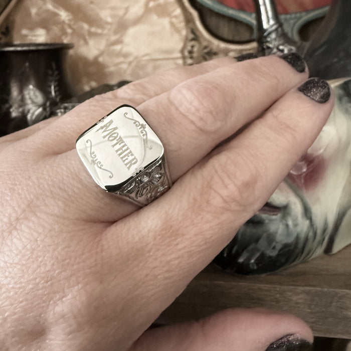 Victoriana Mother Ring (Size 5 Only Left)