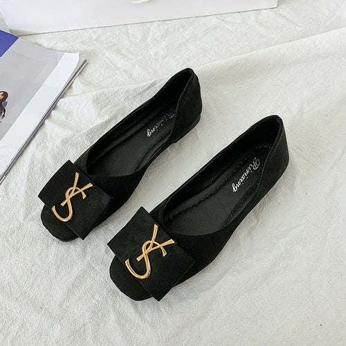 Black / 40